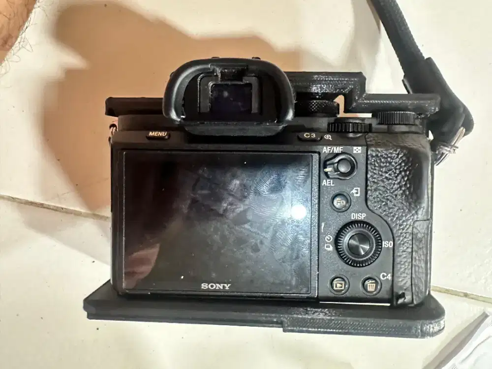 Sony A7 II (Body Only ) ada dus