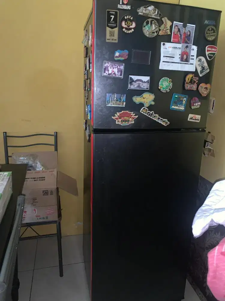 Kulkas Aqua 2 pintu Second