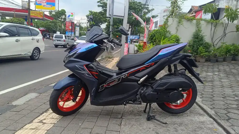 Yamaha AEROX Cybercity