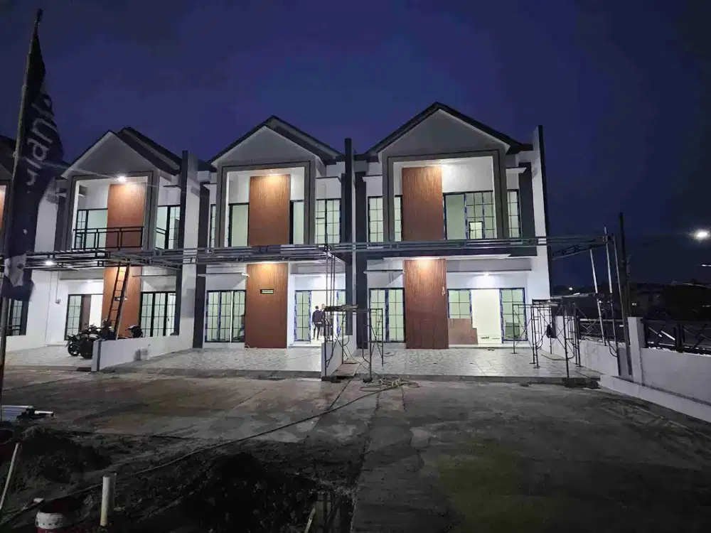 RUMAH SIAP HUNI 2 LANTAI CIPAYUNG JAKARTA TIMUR