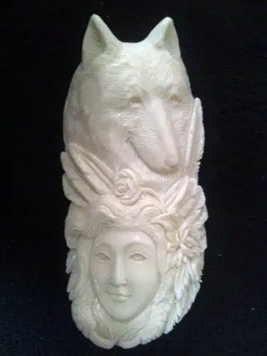 Liontin Tulang Ukir Handmade