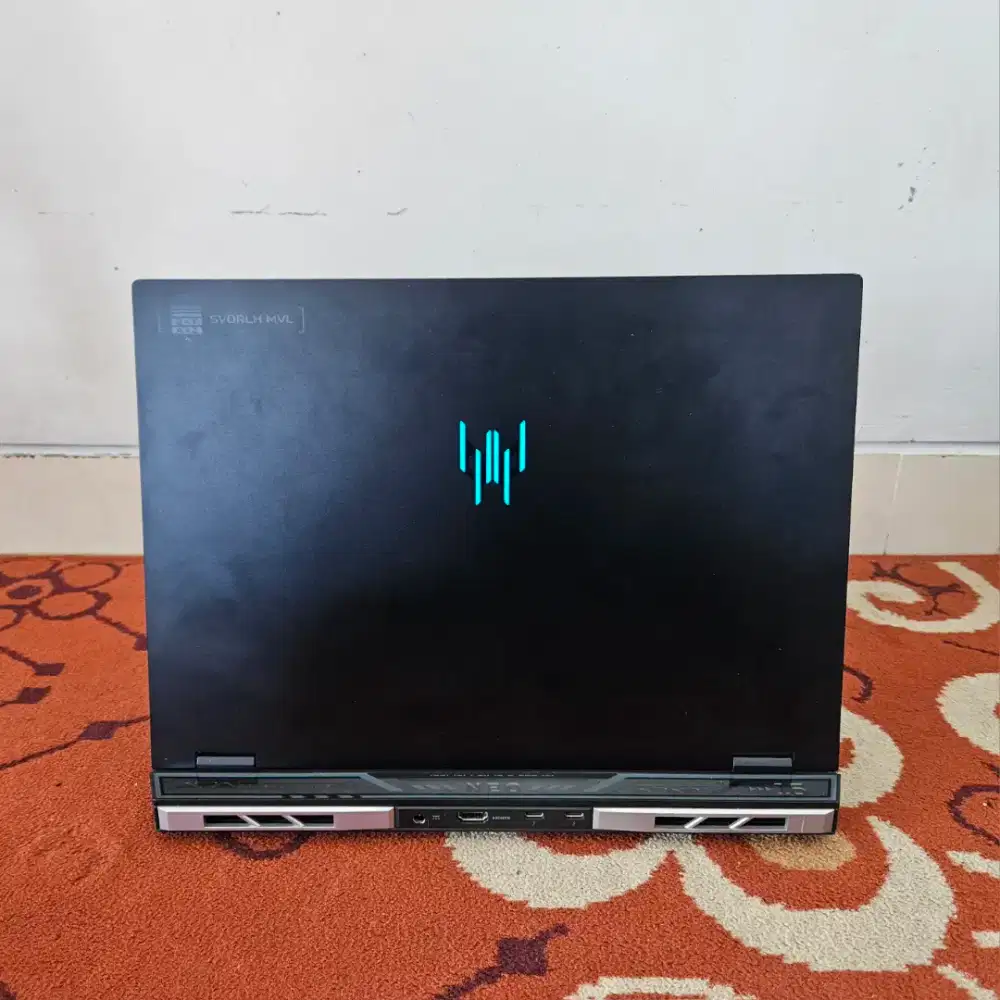 Acer Predator Helios i7-14700HX RTX4050 Garansi Panjang