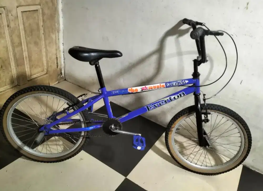 Sepeda BMX ukuran 20 normal siap untuk  untuk anak / dewasa