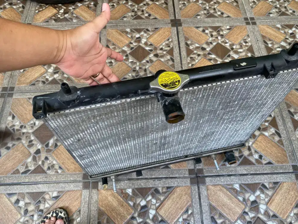 Radiator toyota rush
