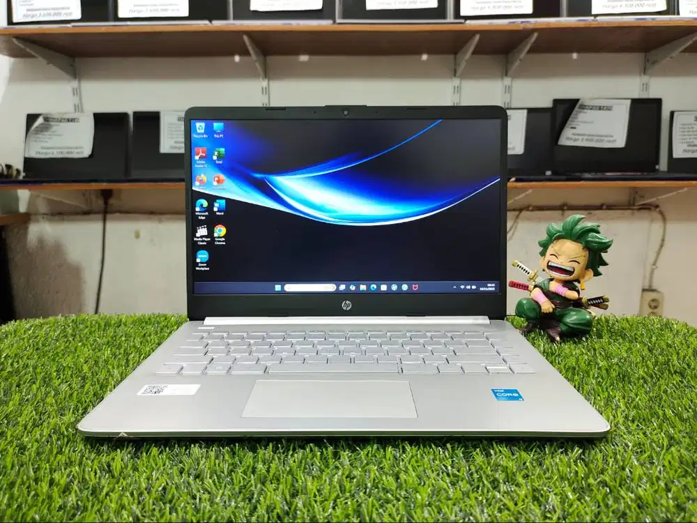 Laptop bekas HP 14s-DQ5568TU Intel Core i3-1215U Ram 8GB