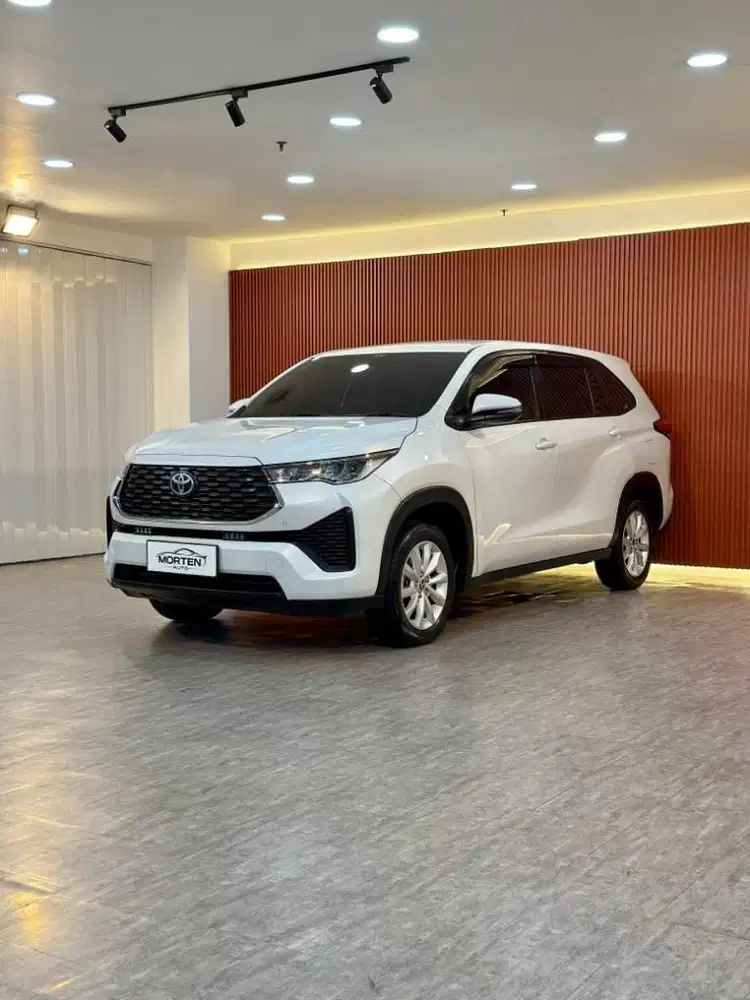 Toyota Kijang Innova Zenix V AT Tahun 2023