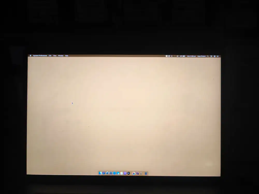 Lcd macbook pro 15 A1707 Th 2016-2017 fungsi normal