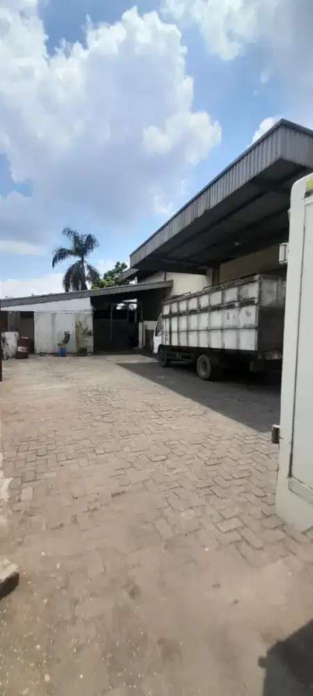 Gudang jalan Sultan Agung bekasi kota