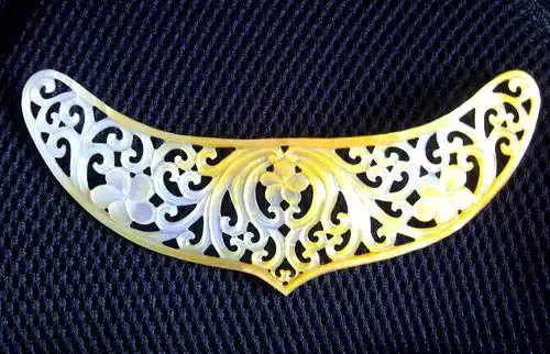 Permata Liontin Kalung Kerang Seni Ukir