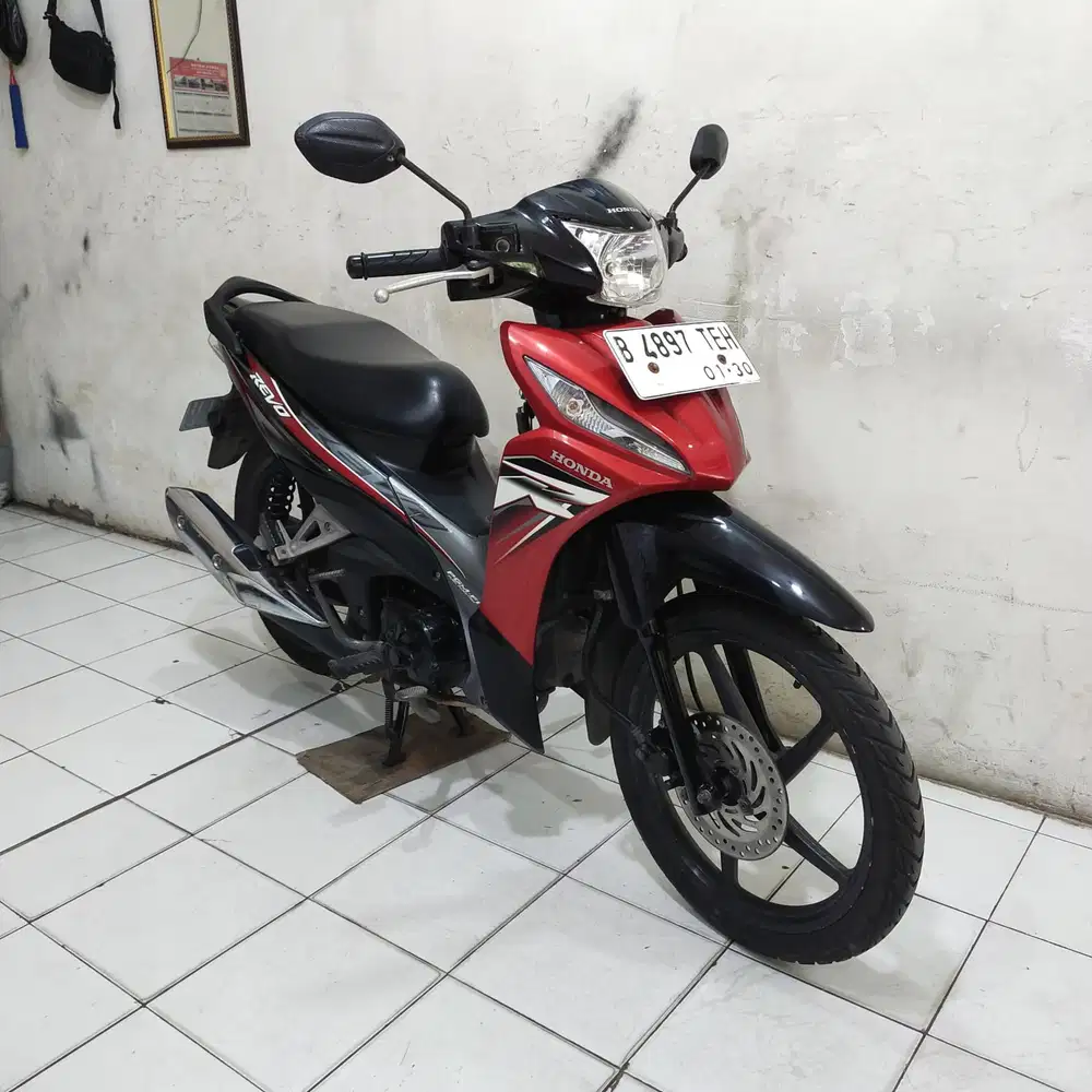 Honda Revo Cw 2015 (Orisinil lengkap Bagus Mesin Aluss)