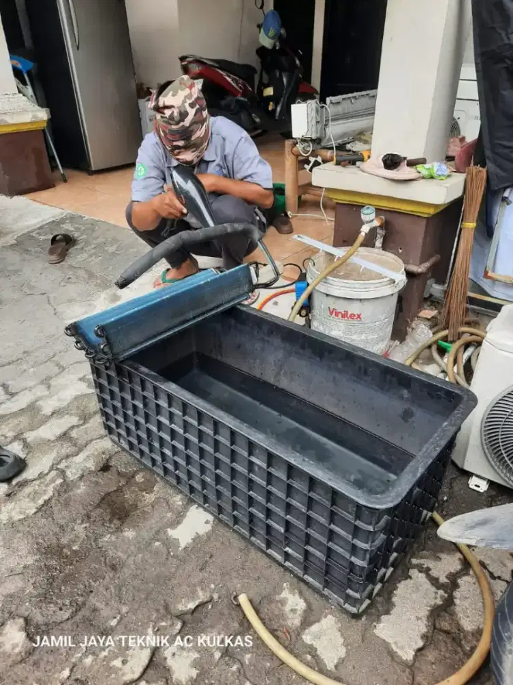 Servis AC .kulkas ..kipas angin. Mesin cuci..dan lai