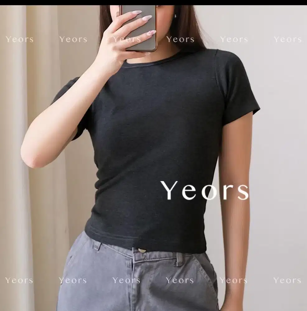 Atasan rajut halus wanita