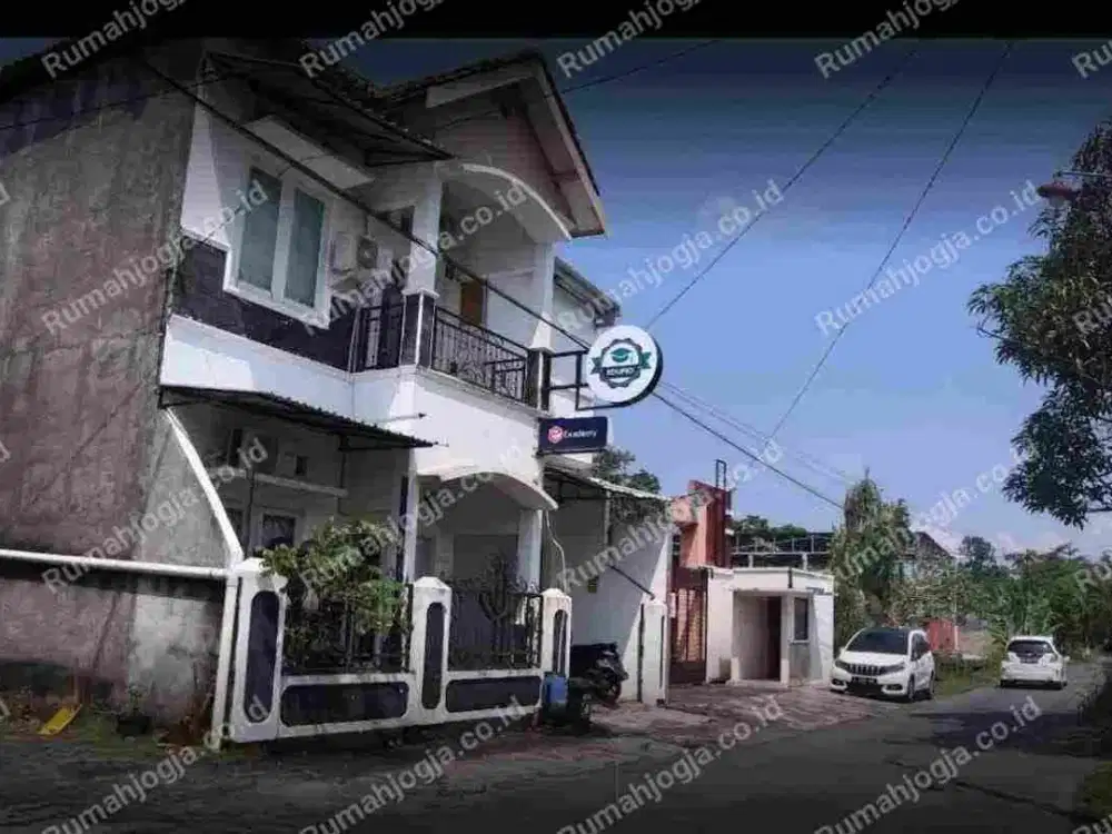 rumah 2 lantai Maguwoharjo dalam ringroad
