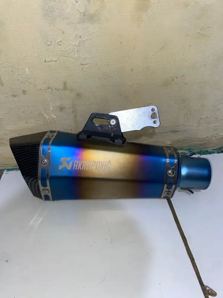 Knalpot Akrapovic inlet 50