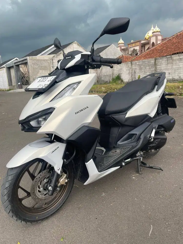 Honda vario 160 abs 2024 pemakaian 2025 km rendah 1 nama dari baru TCS