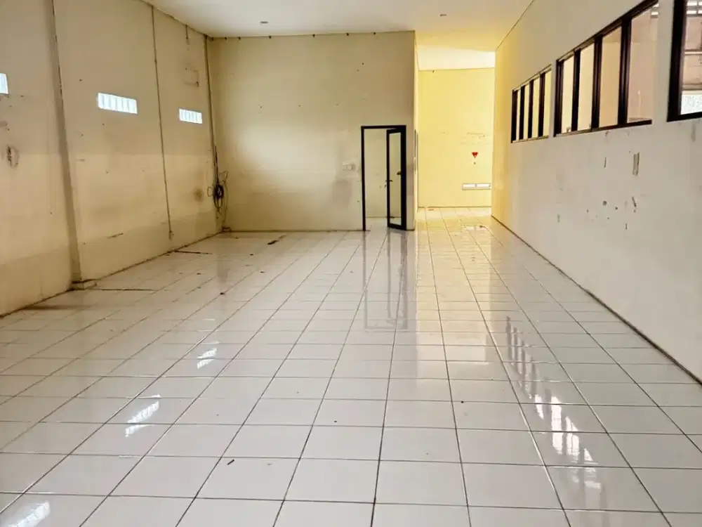 Disewakan Gudang Siap Pakai Lokasi di Mainroad Soekarno Hatta Bandung