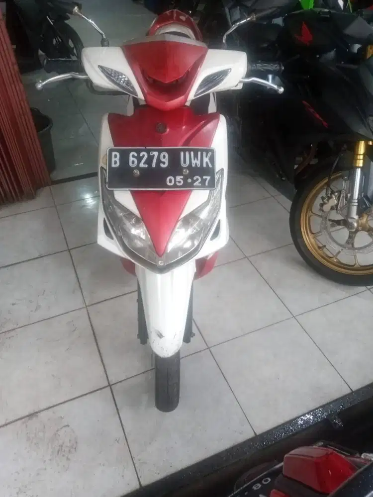 Yamaha XEON 2012