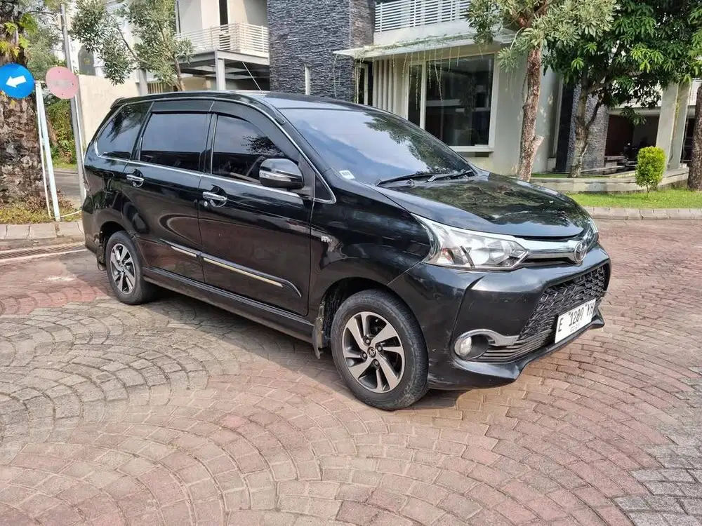 Toyota Avanza Veloz Matic 2017 SIAP PAKAI LOW KM DP MINIM