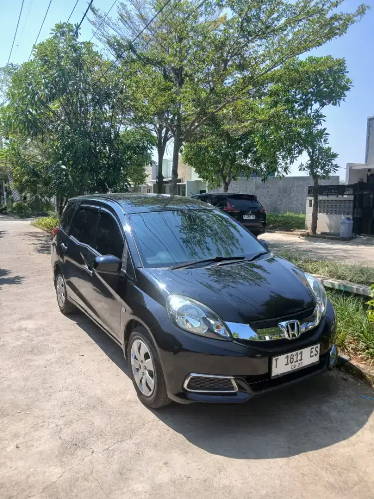 Dijual Honda Mobilio S MT 2015