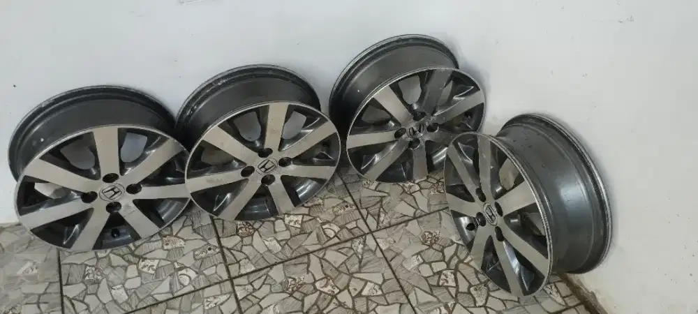 Velg Honda Freed