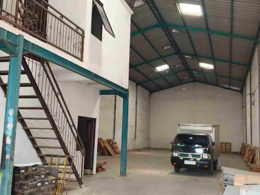 DISEWAKAN GUDANG MEIKO KANTOR 2LT