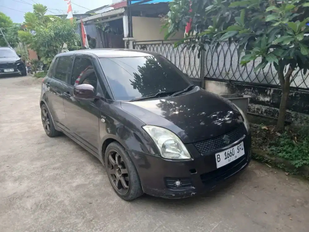 Dijual Suzuki Swift ST AT 2009