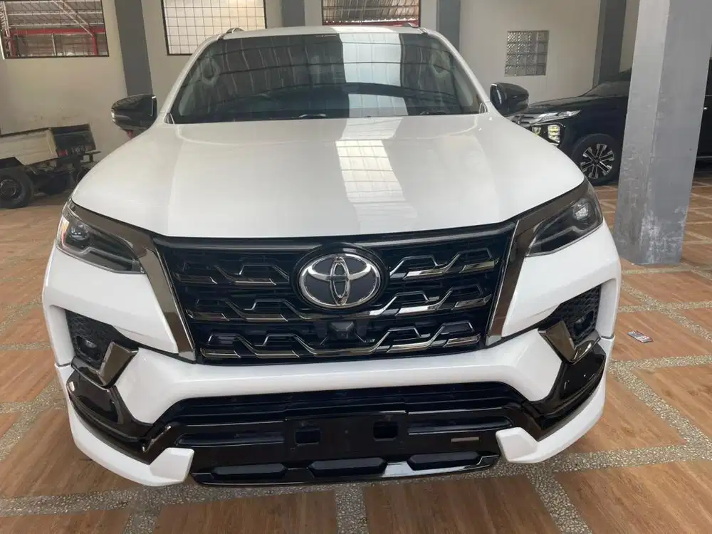 Fortuner gr 2022