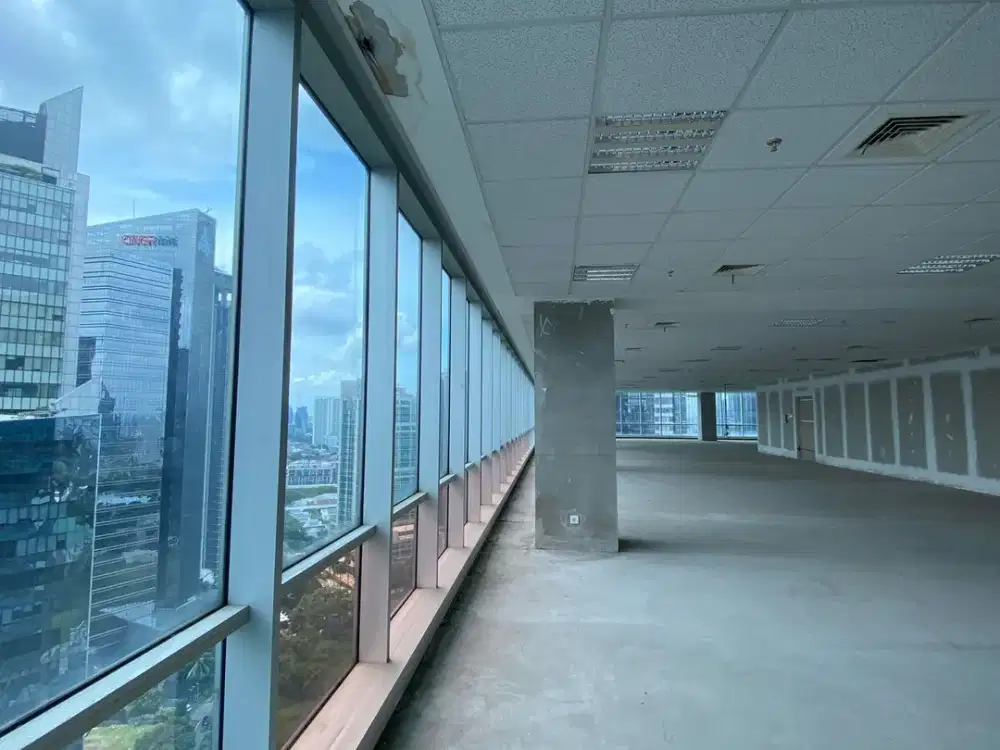 Office di gedung Menara Sunlife, luas dari 92 sampai 1000an sqm