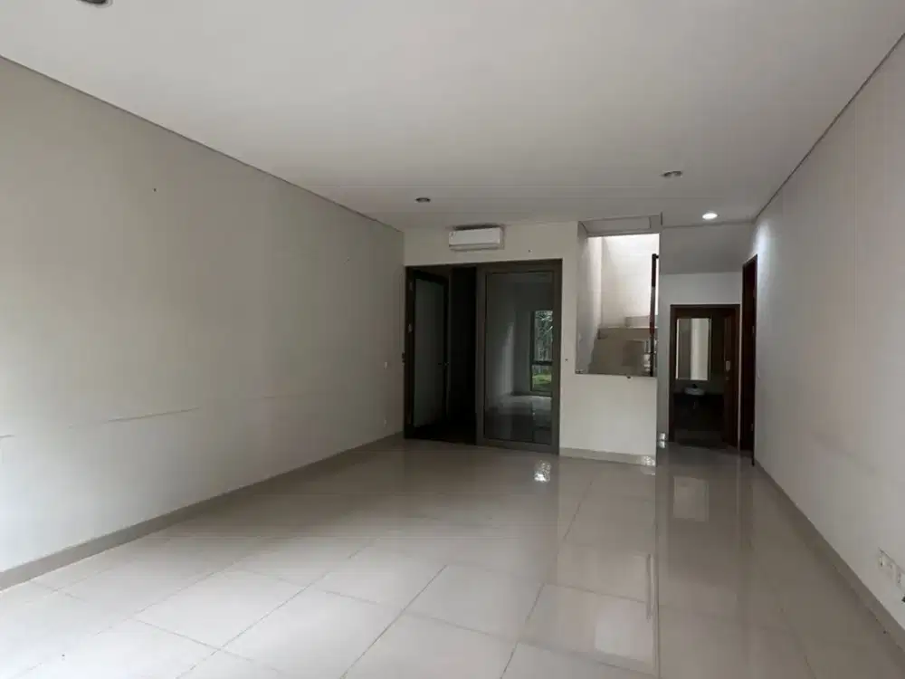 Dijual Rumah Siap Huni di LUXMORE BSD City