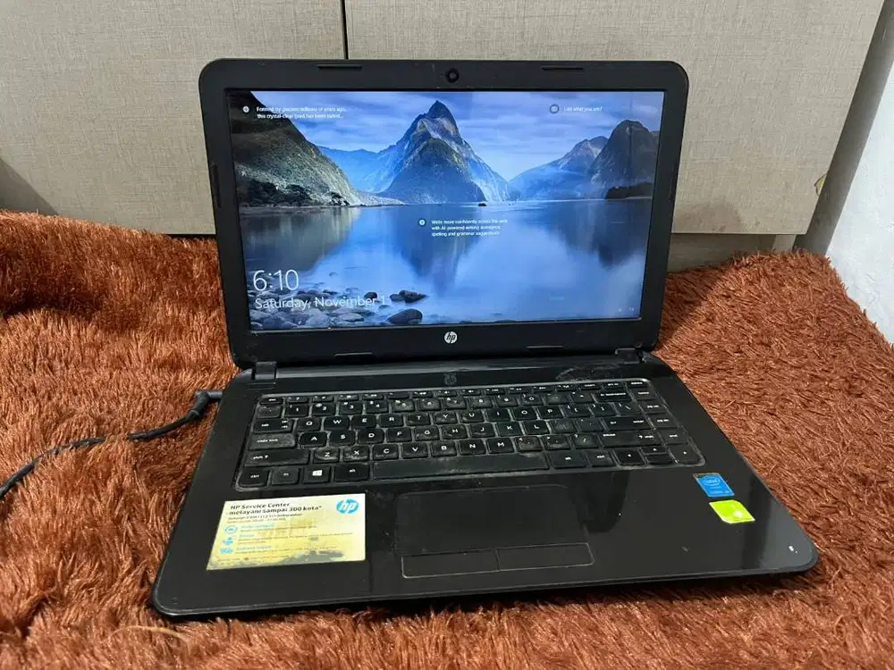 Laptop hp 14 hitam glossy gaming 8gb ram 500gb hdd