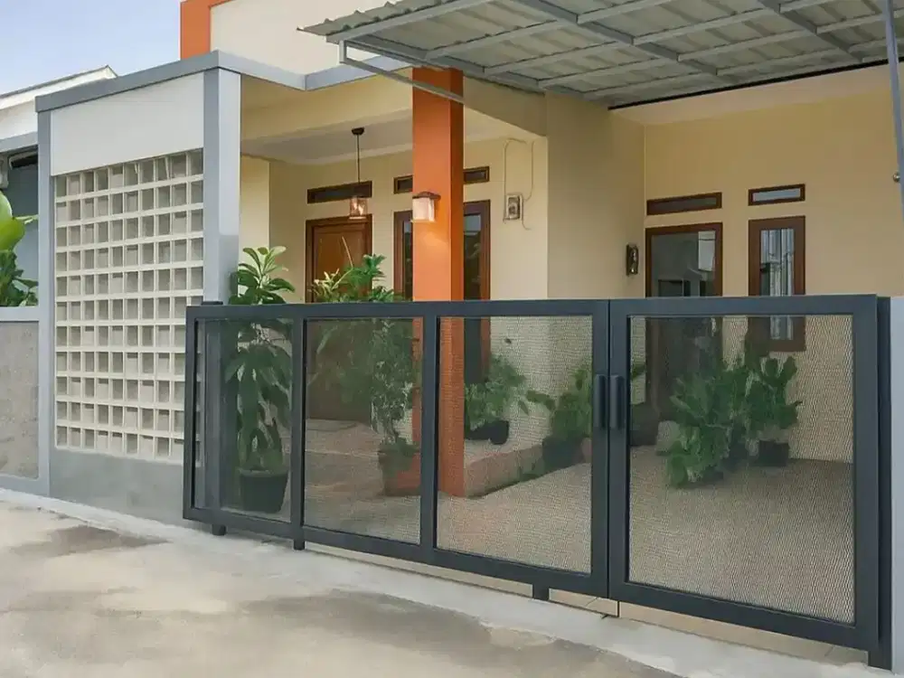 Rumah 3 Kamar 7 Menit ke Gerbang Tol Kukusan 3 Hadap Selatan J-38753