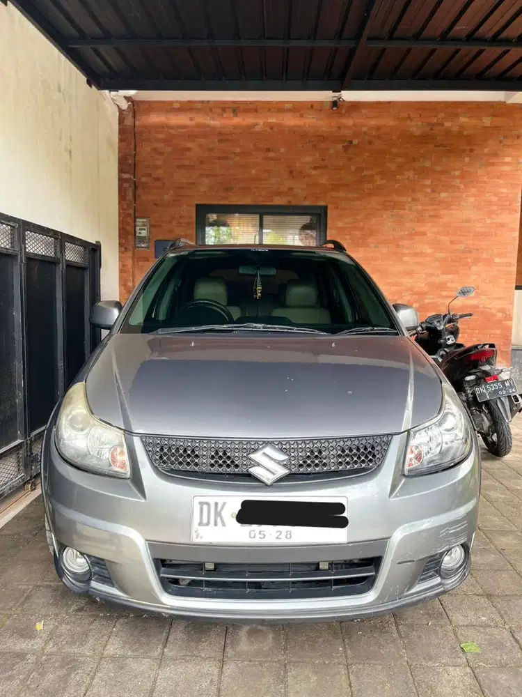 Dijual Mobil Suzuki X-OVER 2013 - Mulus, Terawat, Siap Pakai!