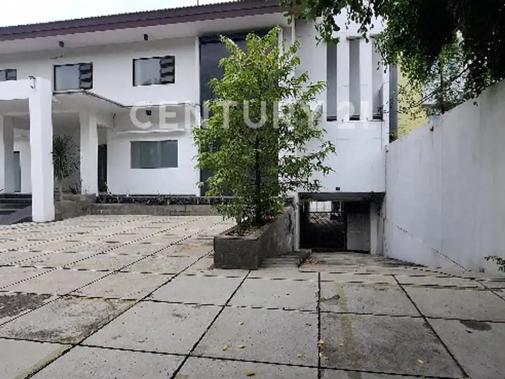 Gedung Premium 3½ Lt Di Area Strategis Dekat SCBD Keb Baru JakSel