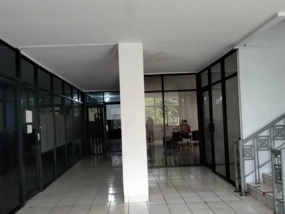Dijual Gudang & office 2 1/2 lantai Di tanjung priuk  Jakut