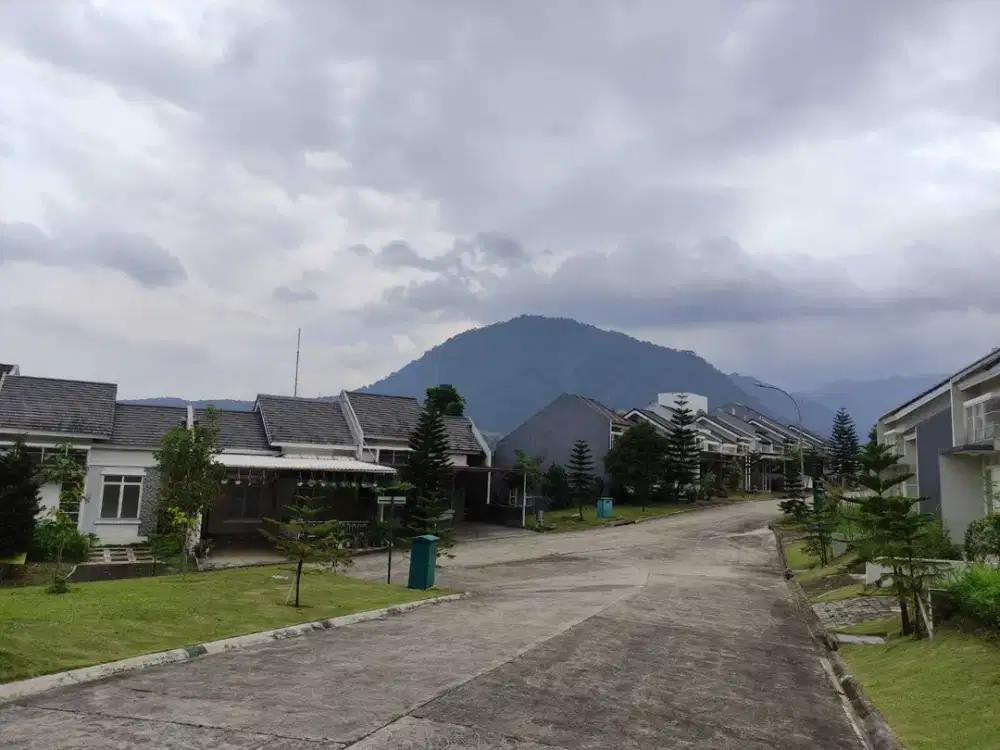 DIJUAL RUMAH VIEW GUNUNG SEJUK MURAH TERRACE HILL SENTUL CITY SSR710 A1