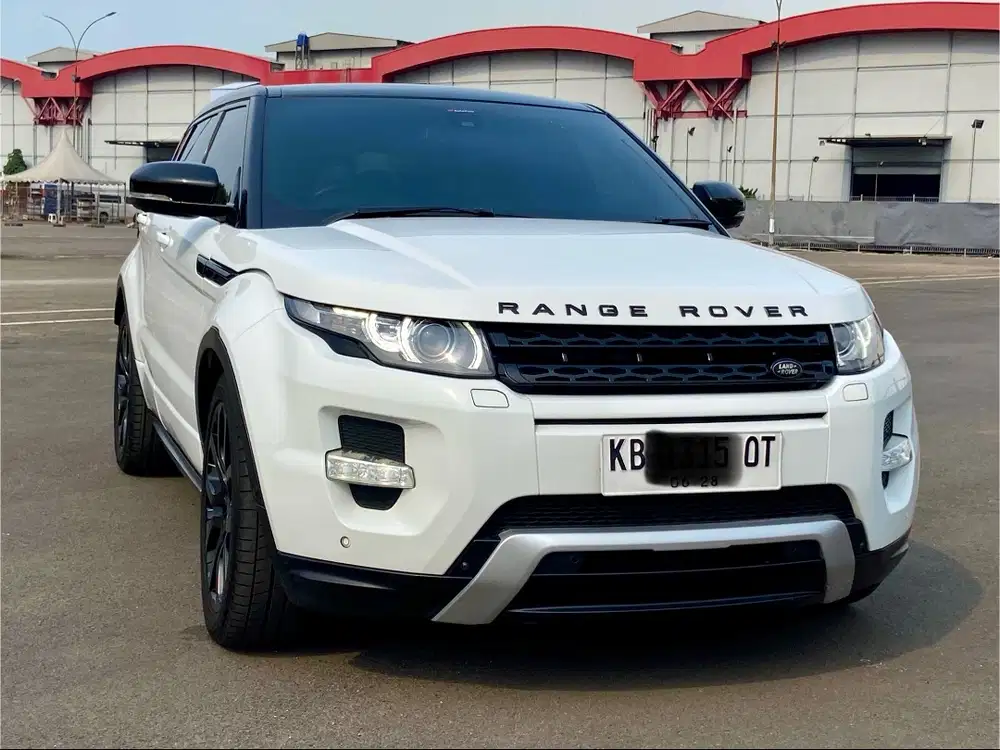 RANGE ROVER EVOQUE DYNAMIC LUX AT PUTIH 2013