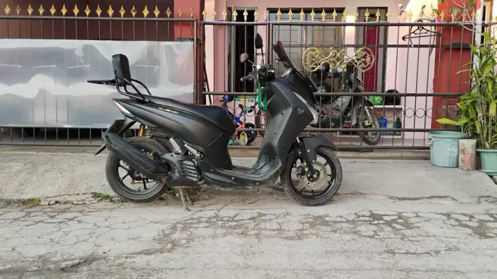 Lexi 125 tipe Standar