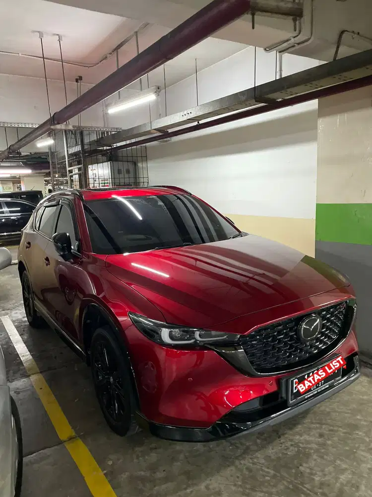 Mazda CX-5 kuro 2022 Bensin