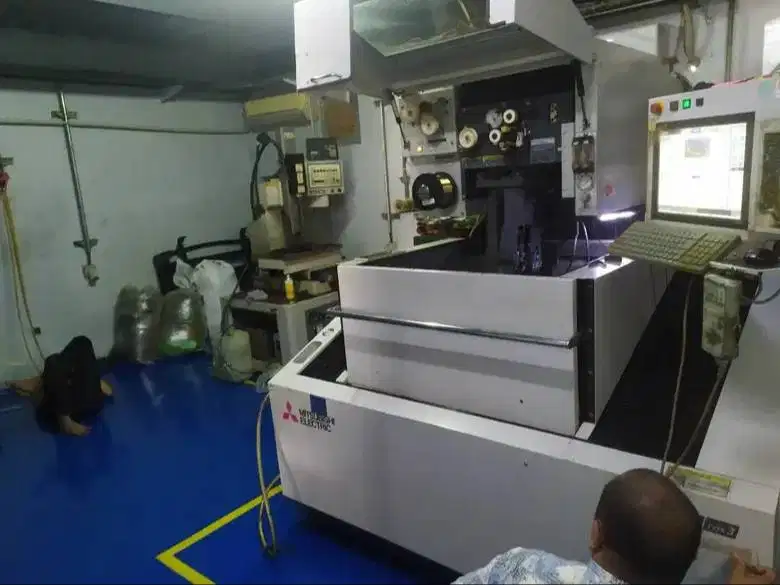 JUAL UNIT MITSUBISHI LINEAR MOTOR WIRE CUT TAHUN 2017 - KONDISI AS IS