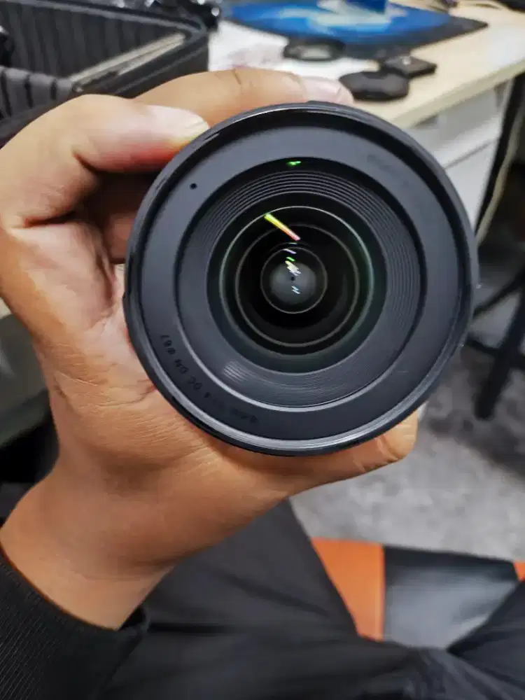 Lensa Sony E mount Sigma 16mm F1.4