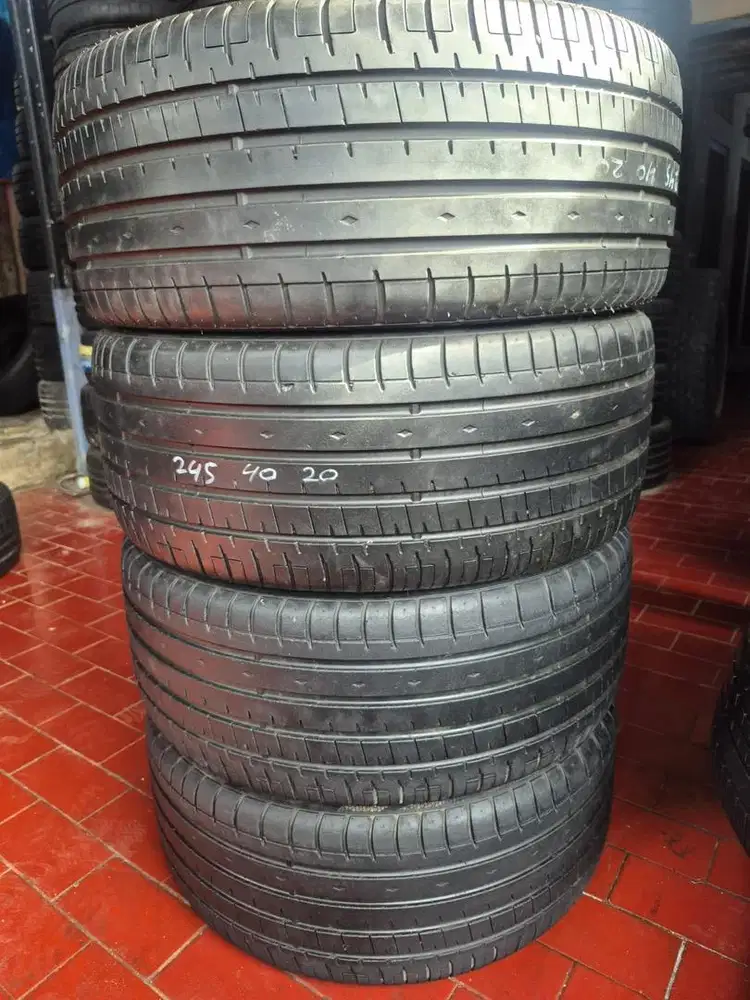 Ban copotan acclera phi 245/40 R20 90% .4pcs