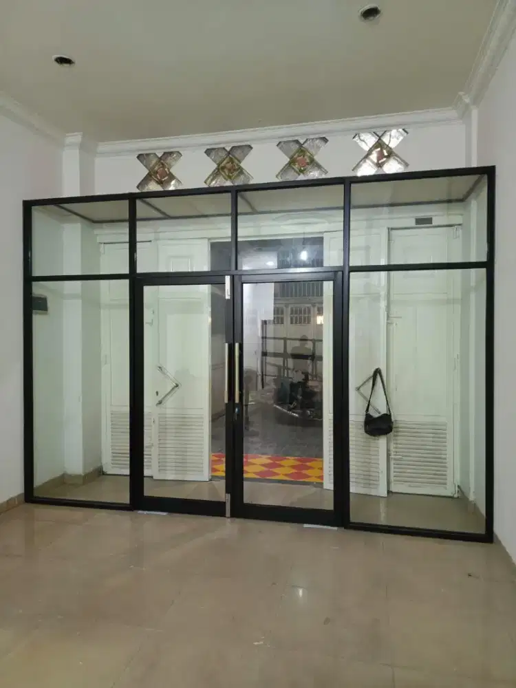 Pintu sekat kaca sliding,kaca ruko, tempred aluminium upvc