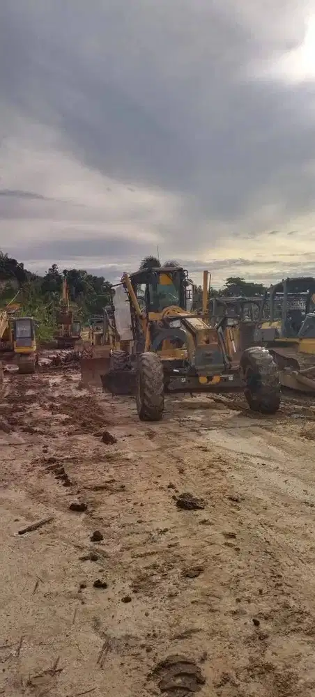 JUAL UNIT CATERPILAR MOTOR GRADER 120K TAHUN 2018 - KONDISI AS IS