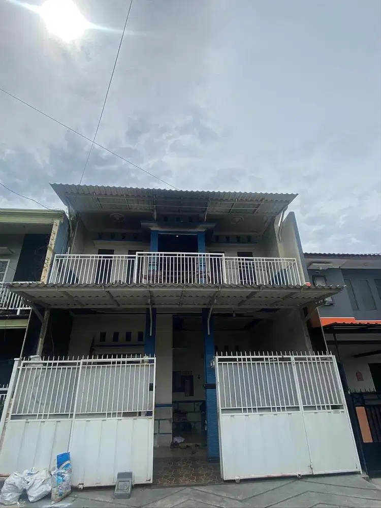 Rumah 2 lantai sawojajar malang