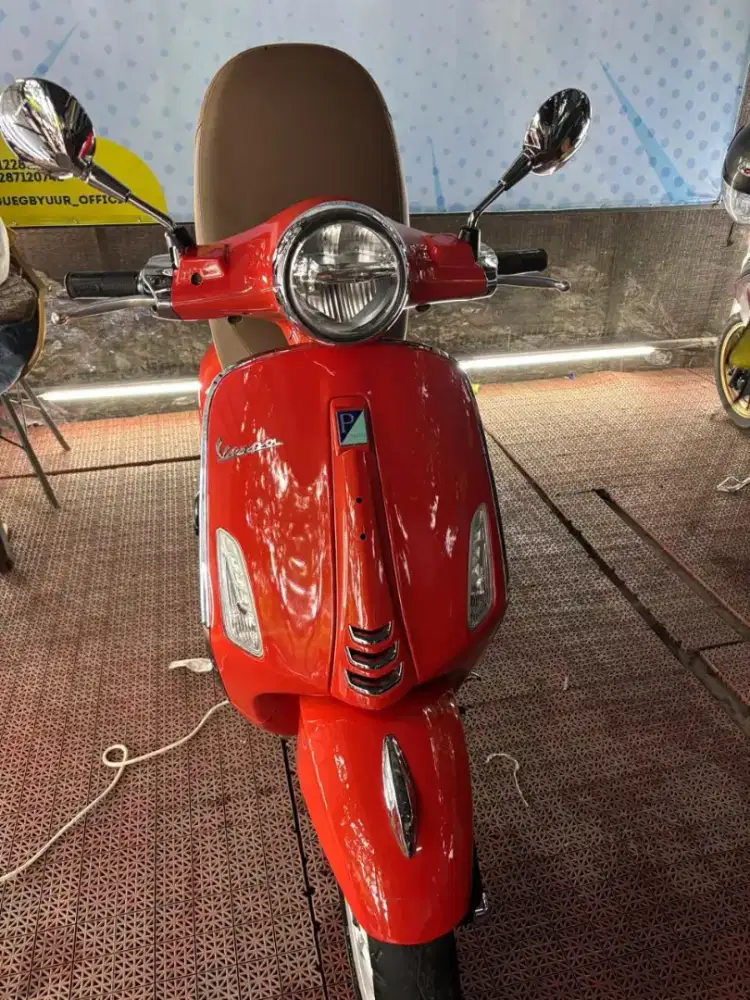 Vespa Primavera i-get abs 2022 Orange Tramonto