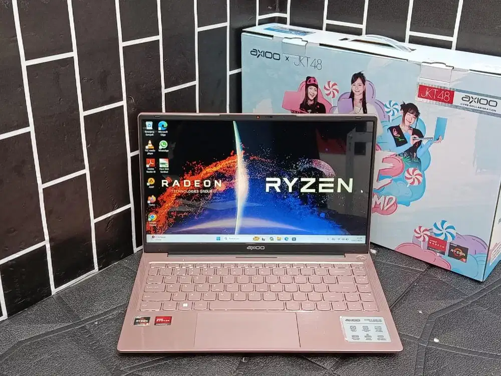 LAPTOP AXIOO Hype 5 AMD X3 /AMD Ryzen 5-3500U