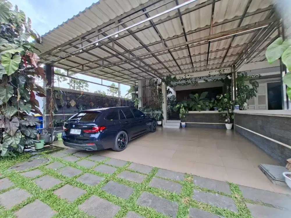 Rumah Luas View Danau di Tatar Ratnasasih Kota Baru Parahyangan