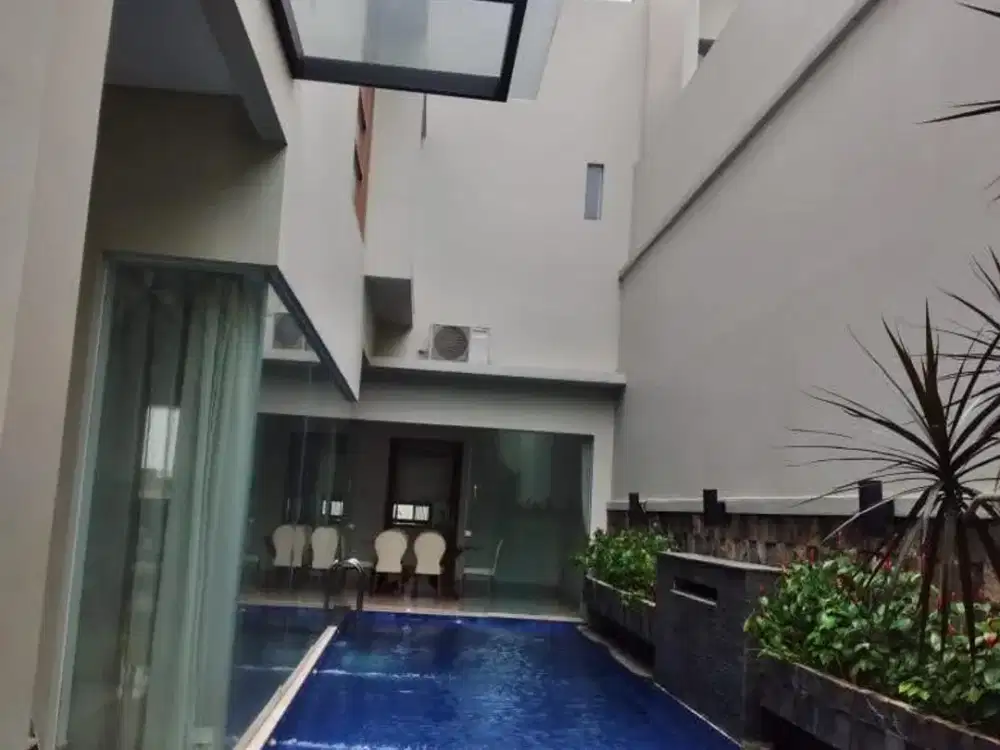 Rumah Mewah Modern Minimalis Kemang Jakarta Selatan ada pool