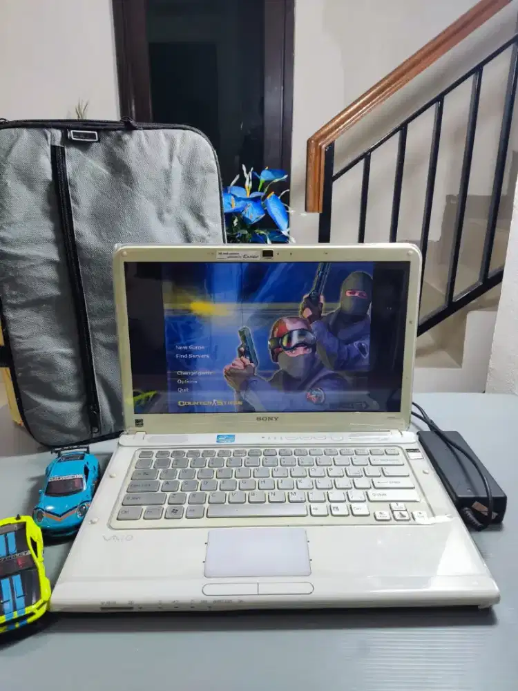 SONY VAIO VPCCA15FG WHITE EDITION [RAM 8Gb/SSD DUAL VGA]