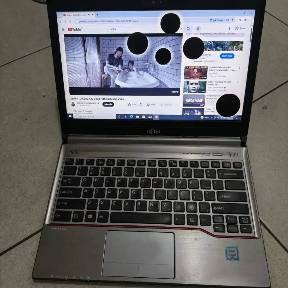 Fujitsu lifebook  E Series E376 intel core i7-6500U